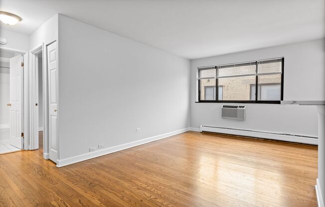 1 bed, 1 bath, 536 sqft, $1,775, Unit 530