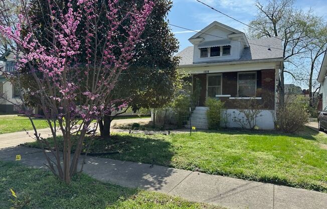 Charming 2-Bedroom Home with Garage — 1320 Lydia Street