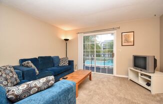 2 bed 2 bath Condo close to UF