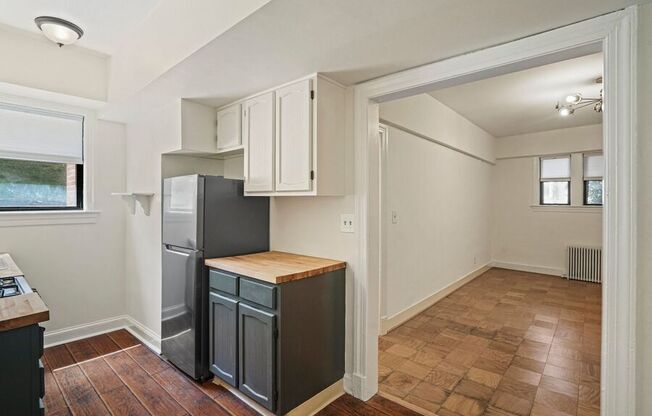 2655 41st Street, NW #302