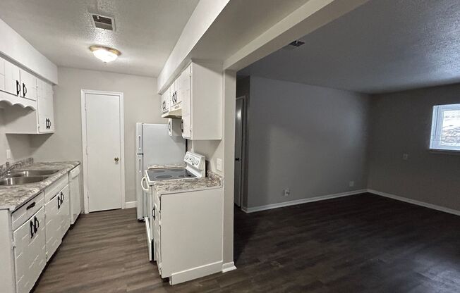 Hillside Park Rentals (4730 N. 61st St.)