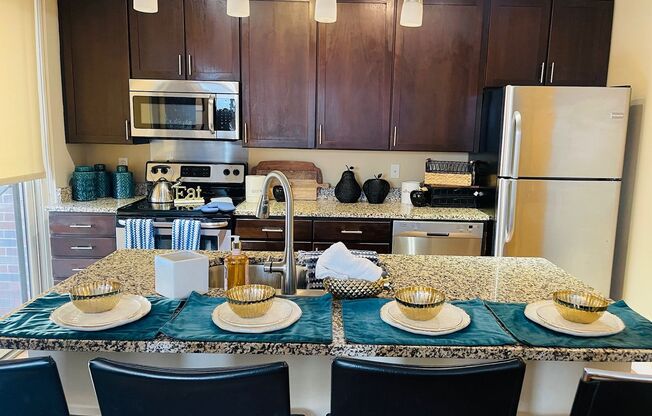 1 bed, 1 bath, $600, Unit 205-B