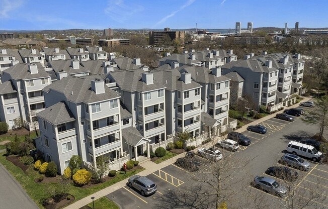 200 Falls Boulevard