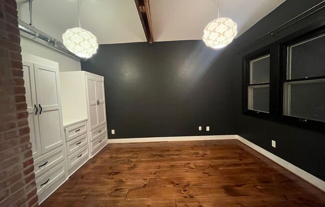 3 beds, 2 baths, $2,200