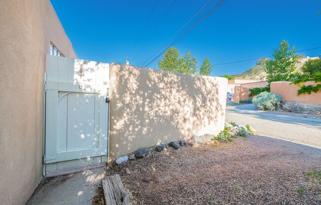 516 HILLSIDE AVE.