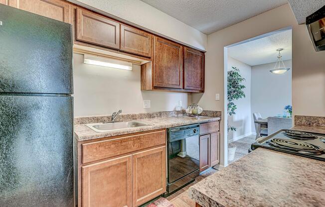 2 beds, 2 baths, 988 sqft, $1,424