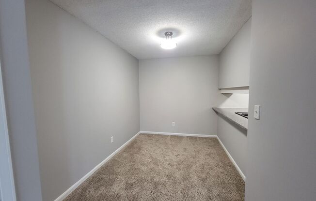 1 bed, 1 bath, 750 sqft, $999, Unit 126302