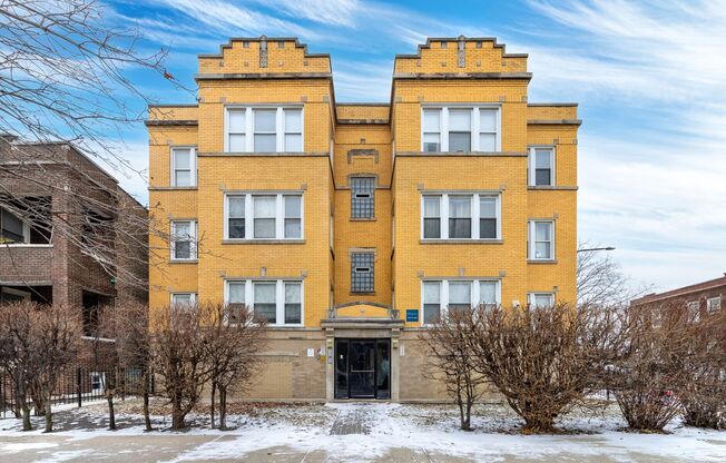 1900 S 51 AVE