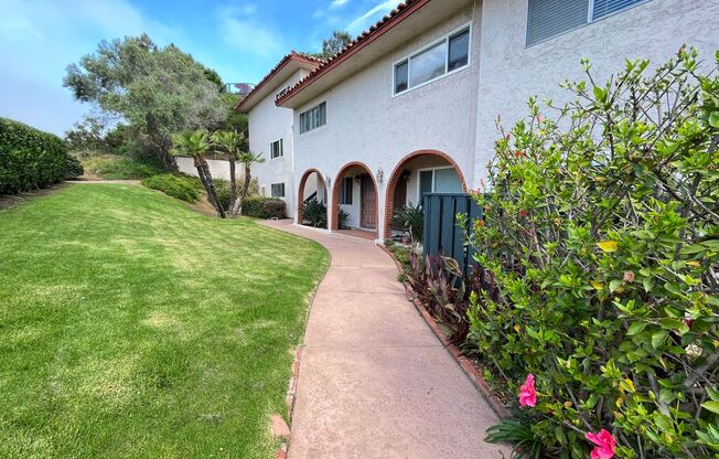 2 Bed 1.5 Bath Condo in Del Mar Heights