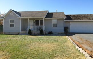 5 beds, 3 baths, $1,995