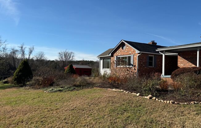5802 Roach Ridge - Spectacular view of the Blue Ridge Mountains!