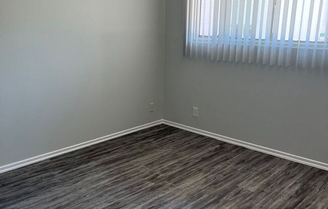 2 beds, 2.5 baths, 1,250 sqft, $2,698, Unit 30