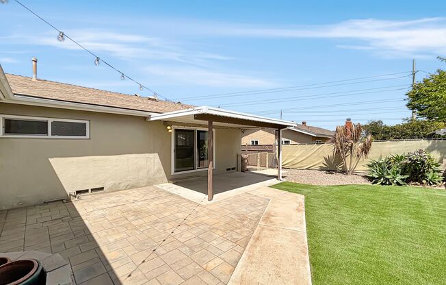 Stunning 3B/3BA House in Serra Mesa w/ 2 Car Garage, W/D & Private Turf Backyard!