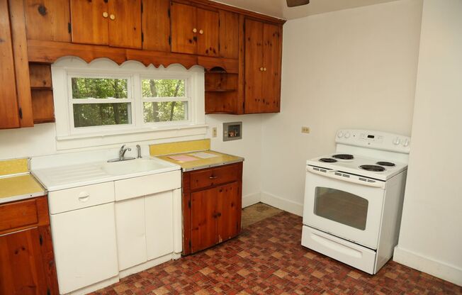 124 Buck Mountain Road | 2 Bedroom Cottage In Earlysville