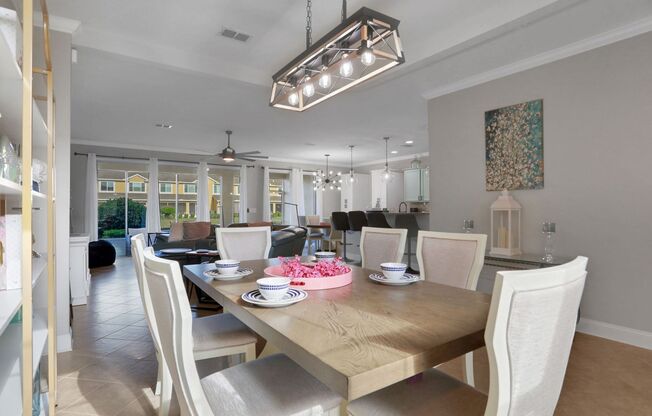 Flagler Station Townhome 3/2.5 - 2 car garage - 2000+ square feet
