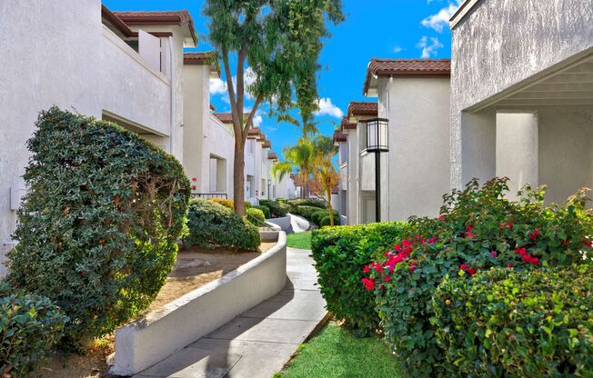 2 beds, 2 baths, 850 sqft, $2,150, Unit J276