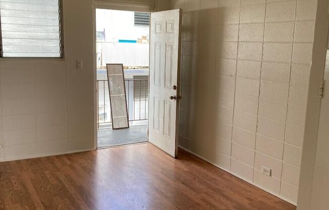 1711 Kaluhikai Lane