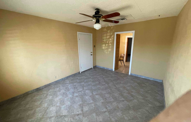 608 ALICIA DR