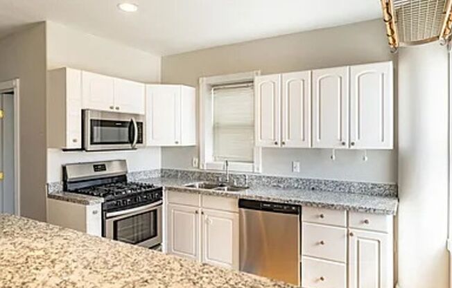 Modern Living in the Heart of LoHi with Mother-In-Law suite
