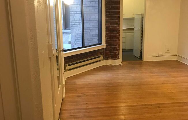 Studio, 1 bath, 378 sqft, $1,475, Unit 607