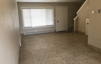 2 beds, 1 bath, 1,000 sqft, $1,495, Unit 08