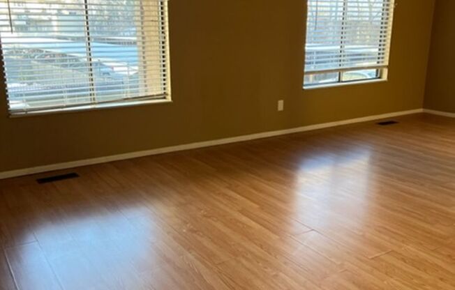 2 beds, 2 baths, $1,550