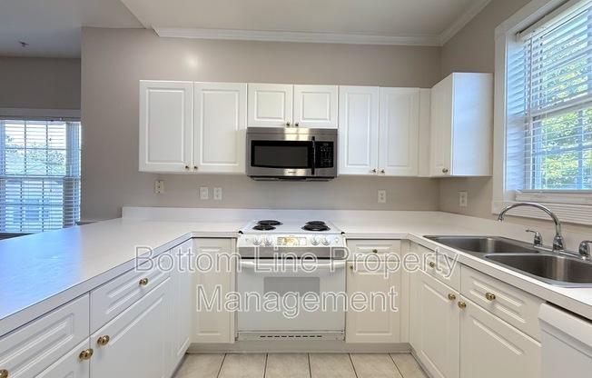 8639 CORALBELL LN