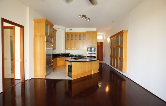 Loft at Waikiki - 2 Bdrm/2 Bath/2 Prkg - $4,500