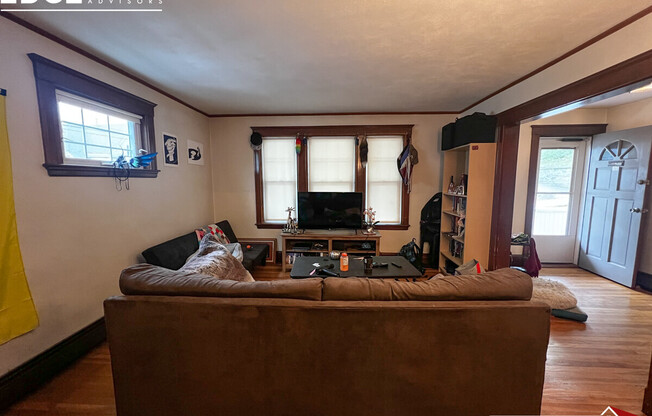 15 OLIVA RD