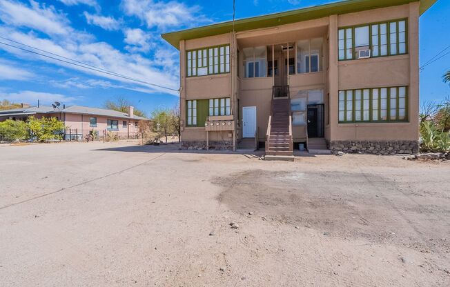 705 E. University Blvd. ( 701, 703, 705, 707 )