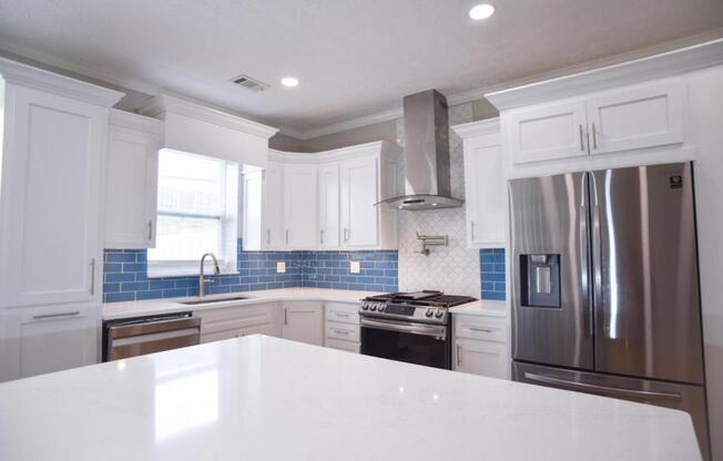 6616 SPLASHWATER DR