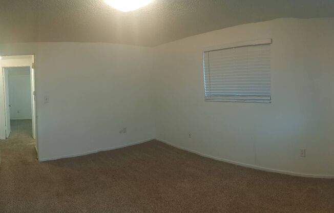 2 beds, 1 bath, $1,350