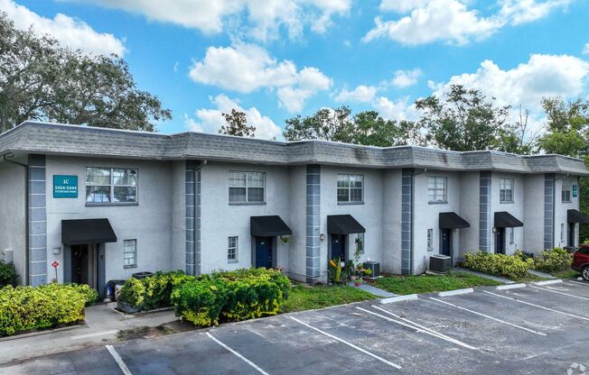 2 beds, 2 baths, 1,150 sqft, $1,249, Unit 4a-220