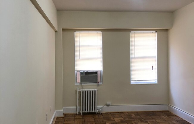 Studio, 1 bath, 300 sqft, $1,509, Unit 207