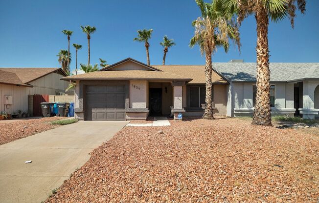 North Phoenix 2 Bed/2 Bath Home - Cross streets: E Greenway Pkwy and Cave Creek Rd