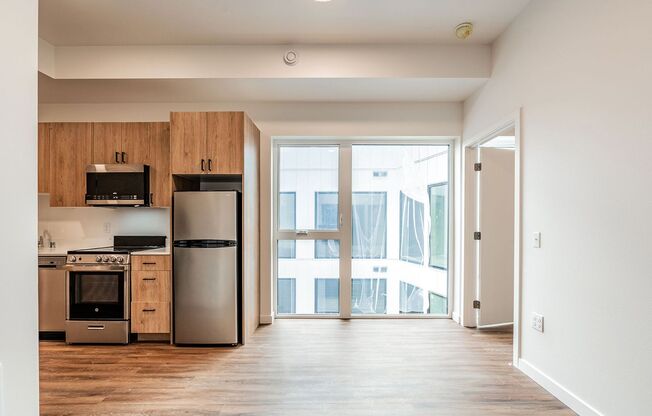 1 bed, 1 bath, 357 sqft, $1,550, Unit 712