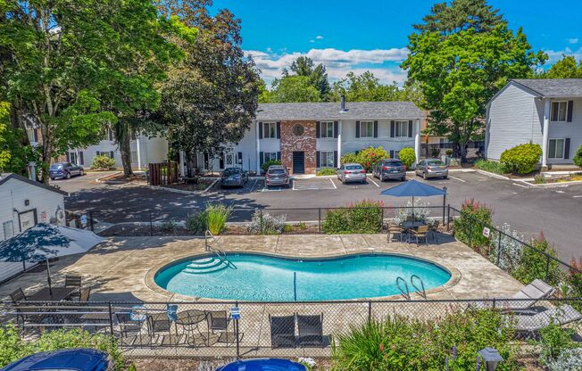 Jamestowne Plaza Apartments