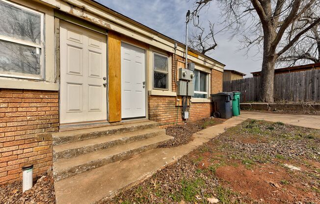 2344 W. Park PL