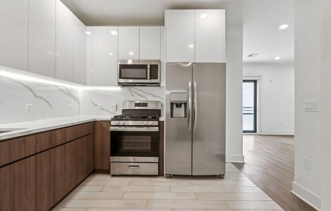 Studio, 1 bath, 545 sqft, $2,050, Unit 406