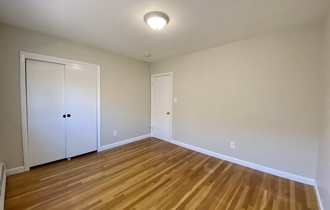 2 beds, 1 bath, 1,000 sqft, $2,400, Unit 1