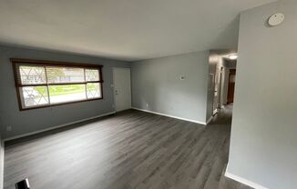 3 beds, 1 bath, $1,295