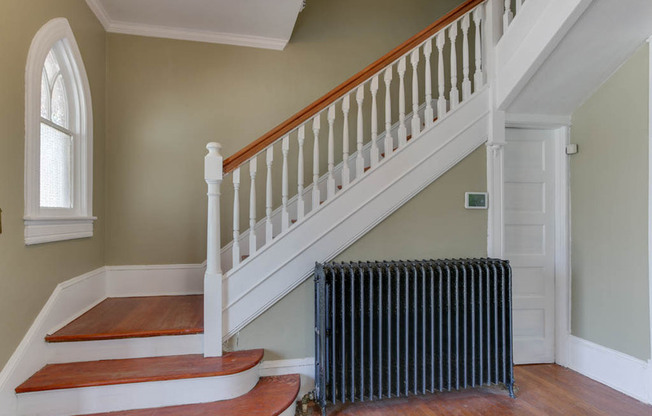 1051 NAVAL AVE