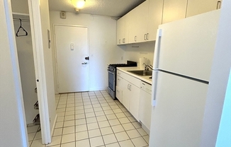 Studio, 1 bath, 500 sqft, $2,400, Unit 508