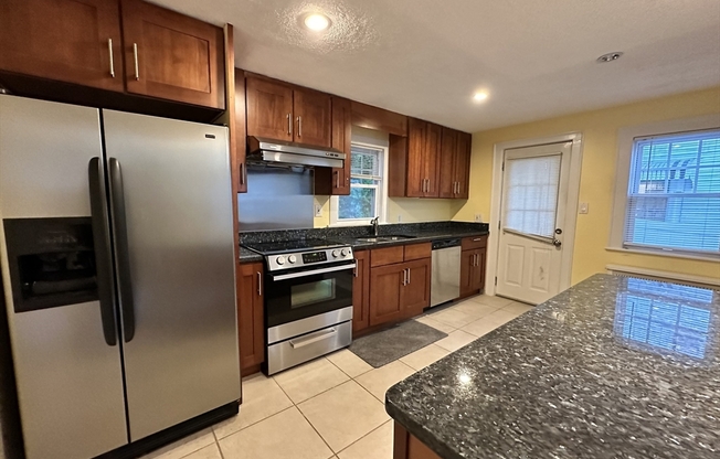 18 GLN ROCK AVE