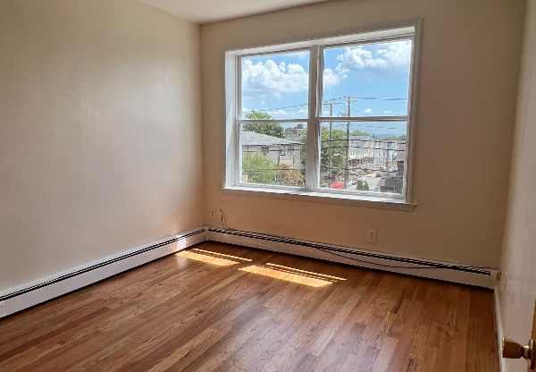 1007 AVENUEC