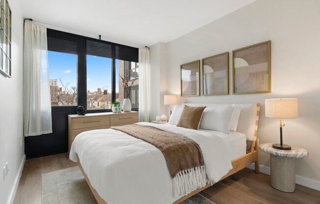 1 bed, 1 bath, $3,690, Unit 811N