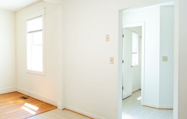 4 beds, 2 baths, $3,195, Unit Apt #A