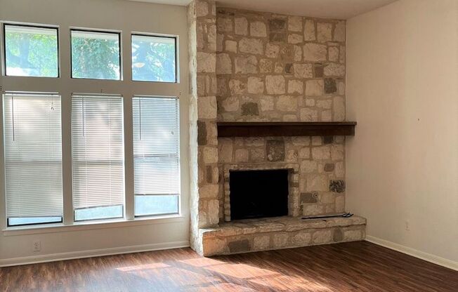 3431 River North