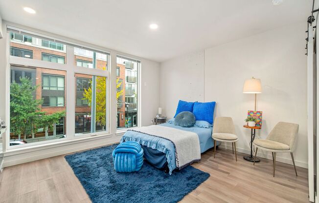 Studio, 1 bath, 350 sqft, $1,500, Unit 212