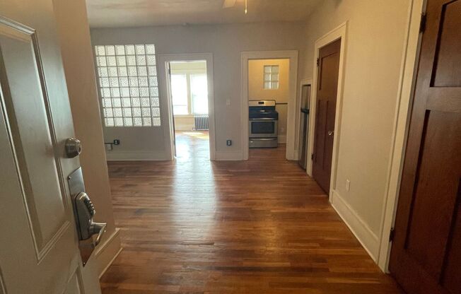 Ingersoll Flats - Urban Living!